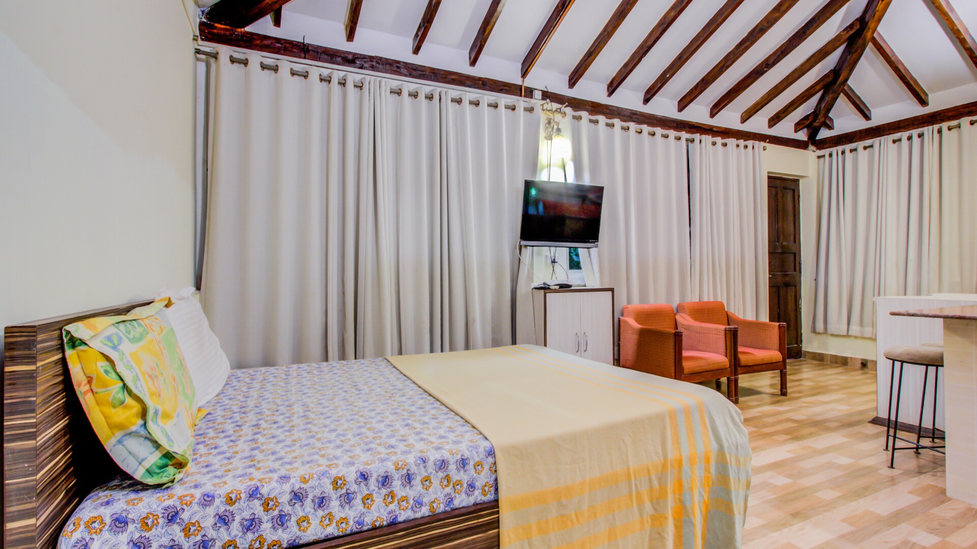 Super Deluxe Room